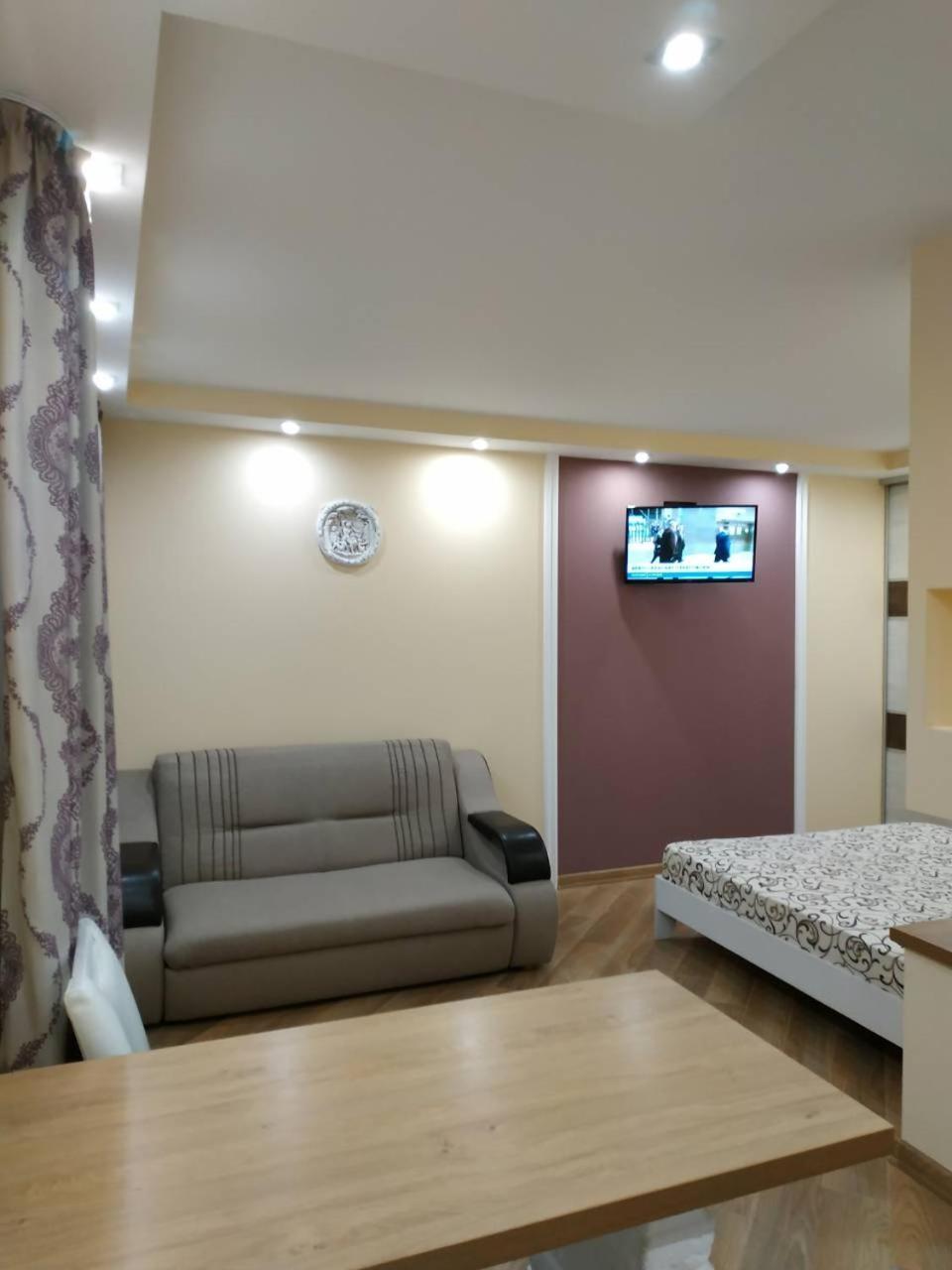 Apartments In The Center Maidan Ρίβνε Εξωτερικό φωτογραφία